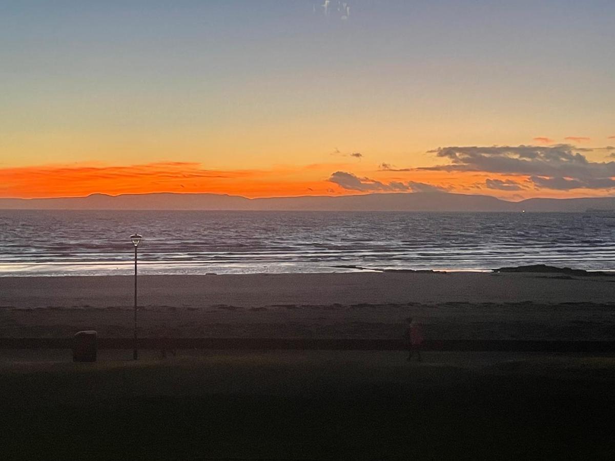 The Marine - Balcony - View - Coorie Doon Apartment Ayr